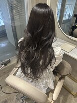 ニティー(Ngiti) ダークグレーアッシュ