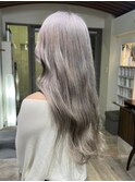 顔周りレイヤーカットくびれヘアミルクティーベージュカラー