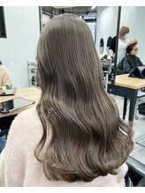 【ブリーチなしダブルカラー】オシャレ女子はオリーブベージュで垢抜けている！[ブリーチなしカラー/渋谷]