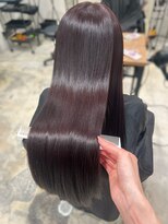 エヌアイ オモテサンドウ(ni omotesando)&nbsp;☆春に人気のうるつやラベンダーピンクカラー ストレートヘア☆