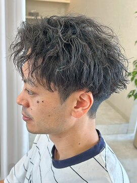 ニアウ 伊勢崎連取店(Niau) シャドウパーマルーズパーマツイストスパイラルパーマ