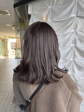 イロ(iro*) ☆似合わせオリーブグレージュウェーブくびれヘア