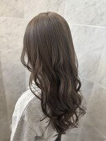 プラス アヴェダ(PLUS AVEDA)&nbsp;ショコラブラウンのゆるウェーブロング