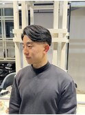 刈り上げ フェード 毛流れ ニュアンスパーマ メンズスタイル