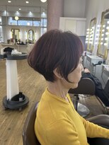 コワファースト 別府&nbsp;大人上品なメリハリ丸みショートボブ×艶めくボルドーブラウン