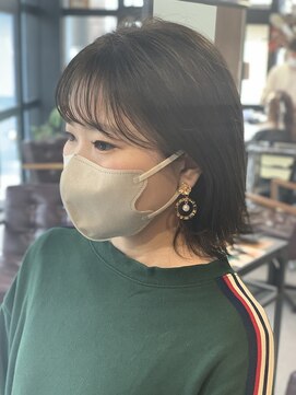 メル(Mel) ☆Mel発☆オリーブカラー☆韓国風☆ミディアム☆ボブルフ☆