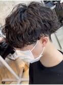 波巻きスパイラルパーマメンズマッシュツーブロックメンズパーマ