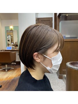 シキ(C key) ショートボブ