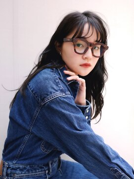 ヨー(Yoh-) 【大人ロングヘア/阿部達哉】黒髪ロング/ウェーブヘア/髪質改善