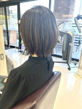 クール ヘアー ギャラリー 神明町店(COOL Hair gallery) 長めミニボブ