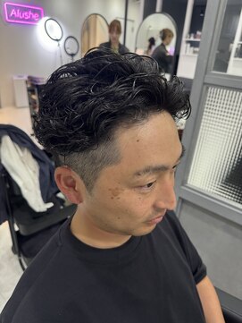 アルーシェ 秋葉原店(Alushe) オールバックパーマ