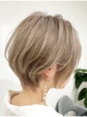 ハイトーンショート×くびれ×透明感カラー×20代30代40代50代