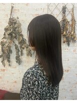 アカイトビラ ヘアケアサロン(AKAI TOBIRA Hair Care Salon)&nbsp;アクセントカット
