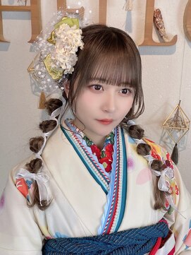 ノトスヘアー(Notos hair) ツイン編みおろしスタイル