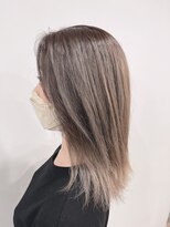 バトー バイ トリコ 船橋北口店(BATEAU by tricot)&nbsp;エアタッチバレイヤージュ×ベージュカラー