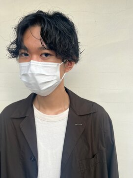 ロダット 横浜(LODAT by little) 癖毛風センターパートマッシュ【LODAT横浜】
