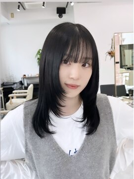 リル 溝の口(LiL) 韓国レイヤーカット/ブリーチ/ダブルカラー/レイヤーカット