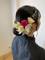 ヘアーアンドスパ フラップス(FLAPS) 成人式タイトスタイル