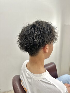 アート(art) ツイストパーマ/刈り上げマッシュ