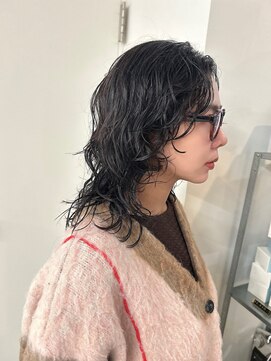 カルテ(QUARTE) デザインパーマ　ニュアンスカラー　ウルフ