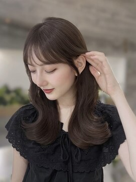 アイヴィ 表参道(IVY) くびれ巻き　シースルーバング　韓国レイヤー　水越