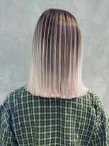 マロンベージュホワイトブロンド似合わせカット_ba338591