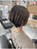 くびれショート/シャドールーツ/グレージュ