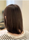 鎖骨くらいの長さのボブスタイル