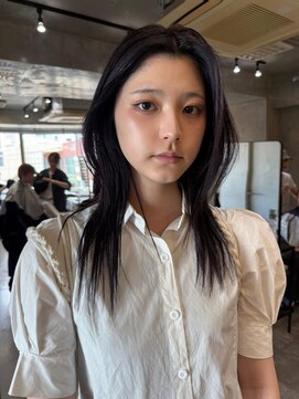 ナループロア ルームー(Nalu pu loa ROOMOO) ミディアムレイヤーカット/シャギー/パープルカラー