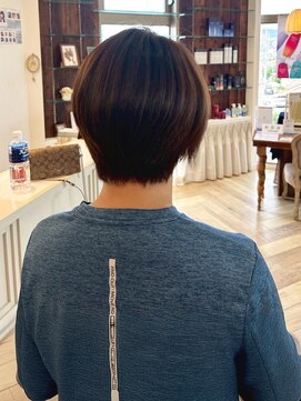 ユーシャンボール(U-CHAMBORD) 丸みシルエットショート【寝屋川/髪質改善/白髪ぼかし】