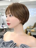 刈り上げショート　韓国風巻き　小顔ショート