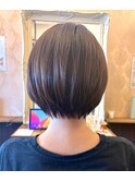 ショートボブ