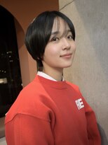 プロス(Pros)&nbsp;マッシュショート/透明感オリーブグレー/暗髪/表参道