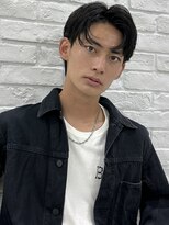 メイジー 梅田(Maisie) ナチュラルセンターパート