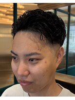 モーリーズバーバーショップ 北浜本店(MORLY’s Barbershop)&nbsp;かきあげパーマスタイル