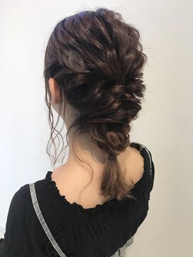ヘアサロン ロータス(Hair Salon Lotus) 編みおろしフワアレンジ