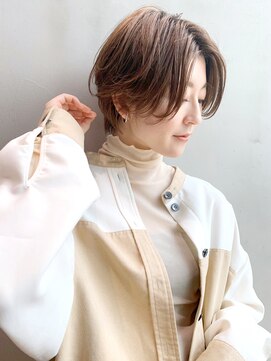 アイティー バイ アルバム 中野店(IT by ALBUM) ニュアンスワンカール_厚めバングローライトスリークボブ_27198