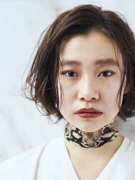 キー(kii) スタイリッシュなボブ