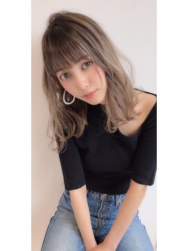 ネイロ 錦糸町(NeiRo) エアリーミディショートパーマ黒髪カタログホワイトアッシュ