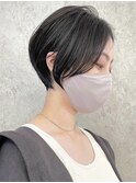 センターパート大人ショート/グレージュ/イルミナカラー前髪なし