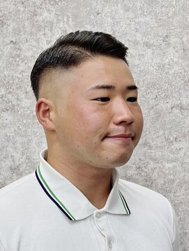 ヘアサロン シュウ 【戸田公園5分/メンズバーバー】オーバーコームスキンフェード