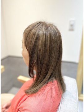 ゴウトゥデイ 札幌店(GO TODAY) ミディアム×白髪ぼかしカラー