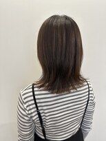 ゼンドットカラスマ(Zen.karasuma)&nbsp;地毛風ストレート×白髪ぼかしハイライトカラー20代30代40代