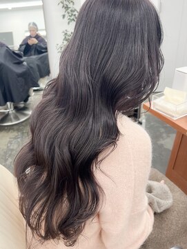 ポール(pole) 札幌ロング　ラベンダーグレージュレイヤーカット白髪ぼかし