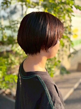 アズグロウ エクラ(AS GROW 'eclat) 艶感コンパクトショートハイライトカラー