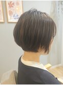 ショートボブ