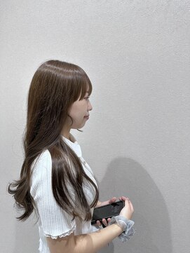 アッドバイケンジ(Add.. by KENJE) 緑すぎないオリーブベージュ