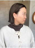 ハイライト　切りっぱなしボブ　前髪なし　ブリーチカラー