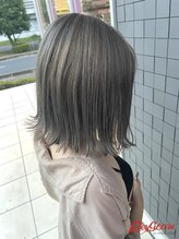 レイグロー バイ ヘッドライト 那珂店(RAYGLOW by HEADLIGHT) 切りっぱなしボブ×シルバーグレージュ