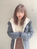 ロアナ 六本木(LOANA ROPPONGI) ダウンコーデにもマッチするセミロングヘア